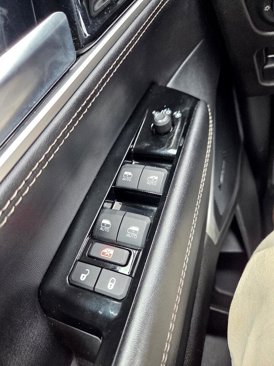 Used 2024 Jeep Wagoneer Series II w/ Flexible Seating Group image 26
