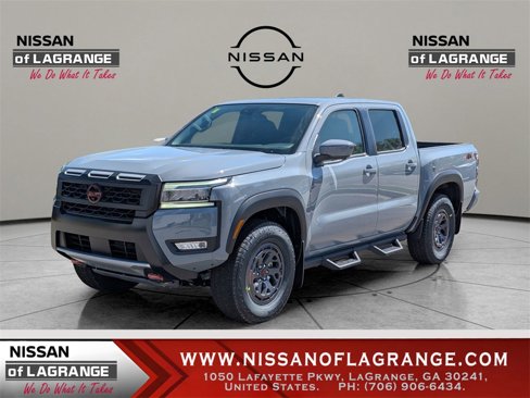 New 2025 Nissan Frontier PRO-4X w/ Pro Convenience Package image 1