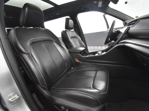 Used 2024 Jeep Grand Cherokee L Limited w/ Luxury Tech Group II image 58