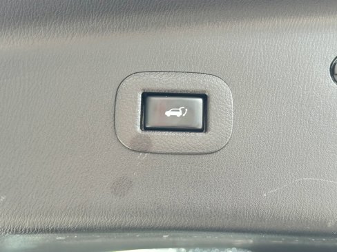 Used 2019 INFINITI QX80 Limited image 29