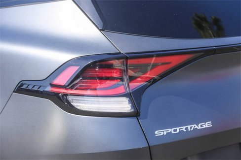 Certified 2024 Kia Sportage X-Line Prestige image 11