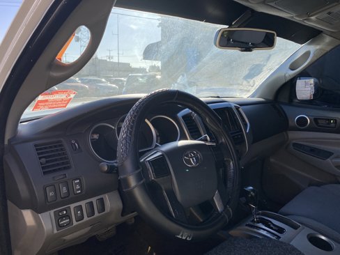 Used 2013 Toyota Tacoma PreRunner image 10
