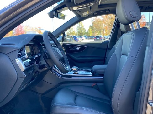 New 2025 Audi Q7 2.0T Premium image 14