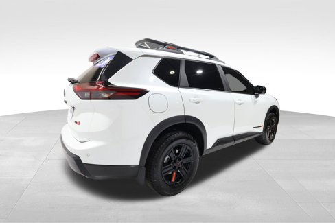 Used 2025 Nissan Rogue SV w/ Rock Creek Premium Package image 4