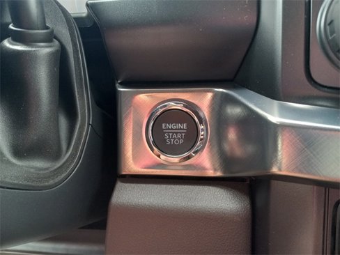 New 2025 Ford F250 King Ranch w/ Chrome Package image 24