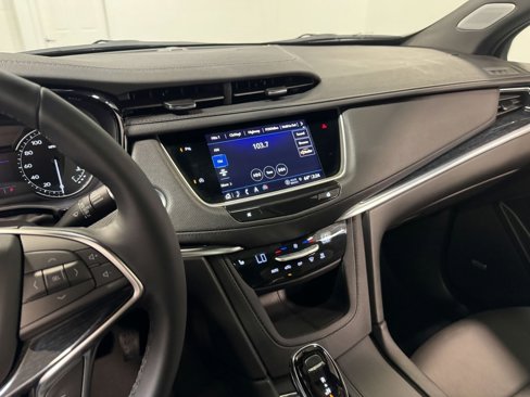 Used 2025 Cadillac XT5 Premium Luxury image 77