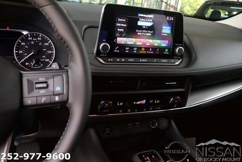 New 2026 Nissan Rogue SV image 18