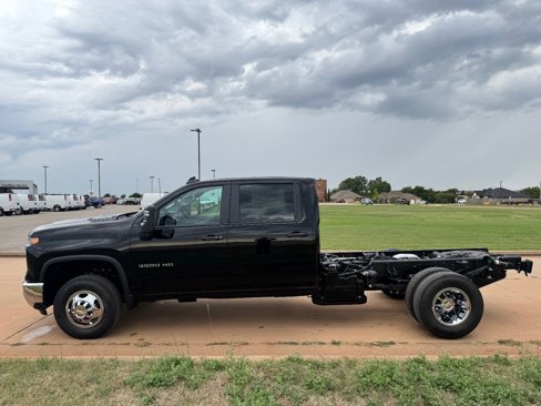 New 2026 Chevrolet Silverado 3500 LT w/ Convenience Package image 6