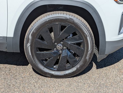 New 2025 Volkswagen Atlas SE image 33