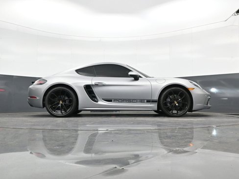 Used 2024 Porsche 718 Cayman image 17