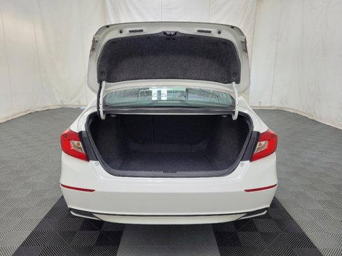 Used 2019 Honda Accord EX image 29