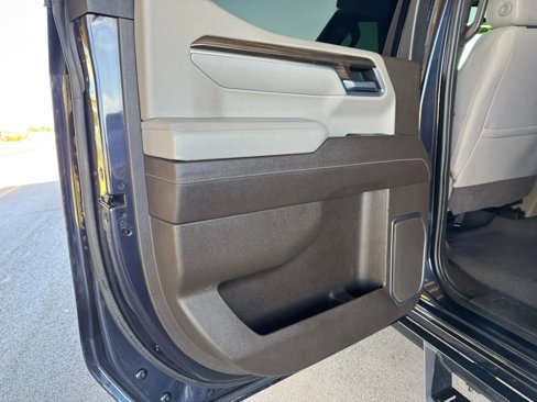 Used 2022 Chevrolet Silverado 1500 LT w/ Z71 Off-Road Package image 17