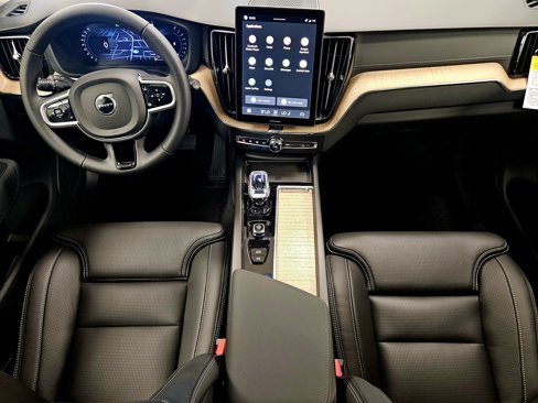 New 2026 Volvo XC60 B5 Ultra w/ Climate Package image 15