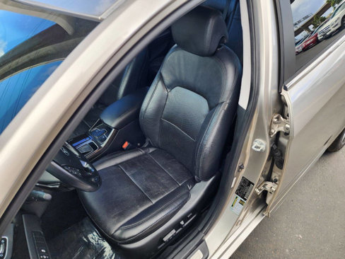 Used 2014 Kia Cadenza Premium image 14