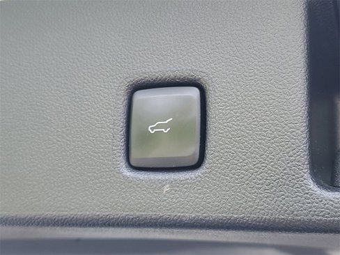 Used 2022 Ford Escape SEL image 8
