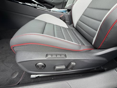 New 2025 Volkswagen GTI Autobahn image 30