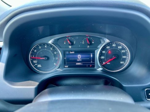 Used 2023 GMC Acadia SLE w/ Driver Convenience Package image 24