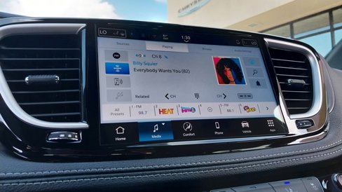 New 2026 Chrysler Pacifica Select image 28