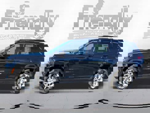 New 2025 Jeep Grand Cherokee Laredo X image 2