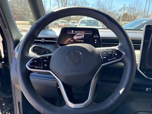 New 2025 Volkswagen ID. Buzz Pro S image 10