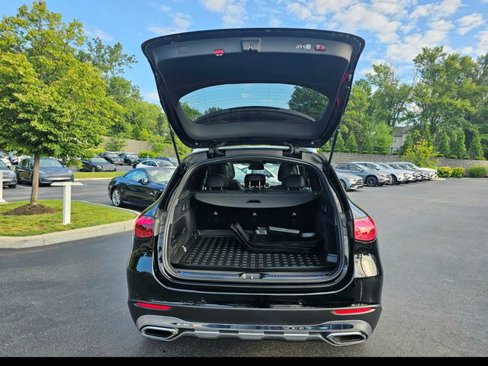 Certified 2025 Mercedes-Benz GLC 300 4MATIC image 9