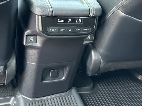 Used 2024 Toyota Grand Highlander XLE image 13