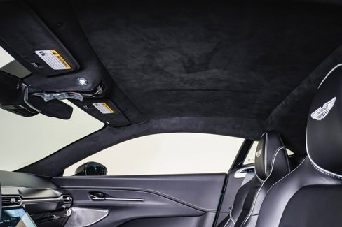 New 2025 Aston Martin V8 Vantage Coupe image 21