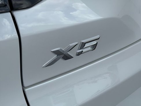 New 2026 BMW X5 xDrive40i w/ M Sport Package image 10