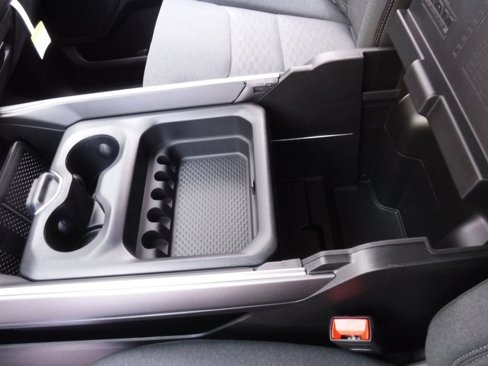 New 2026 RAM 1500 4x4 Crew Cab image 23