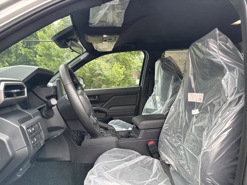 New 2025 Toyota Tacoma SR image 15