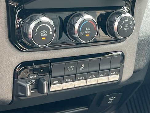 New 2026 RAM 2500 Tradesman w/ Chrome Appearance Group image 23
