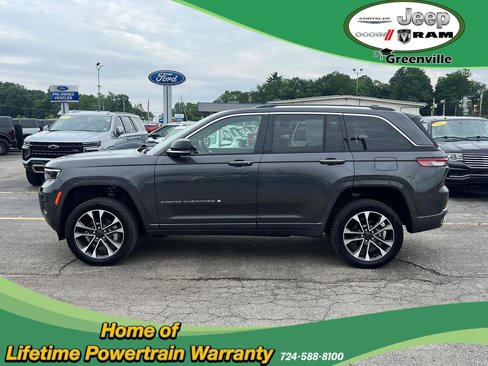 Used 2022 Jeep Grand Cherokee Overland w/ Luxury Tech Group IV image 13