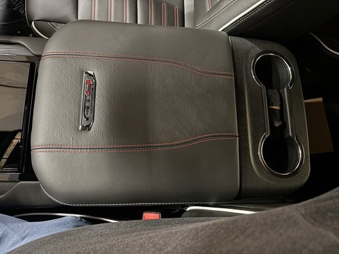 New 2026 GMC Yukon AT4 Ultimate w/ LPO, Floor Liner Package image 22