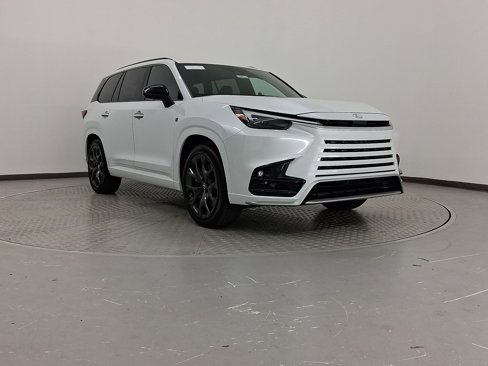 New 2026 Lexus TX 500h AWD image 7