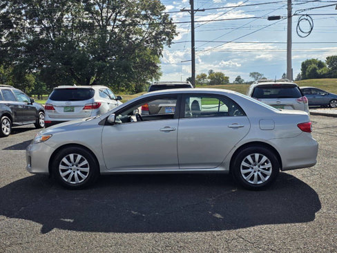 Used 2013 Toyota Corolla LE Special Edition image 4