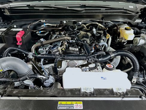 Used 2025 Toyota Tacoma TRD Off-Road image 33