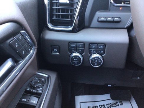 New 2025 GMC Sierra 2500 Denali w/ Denali Reserve Package image 15