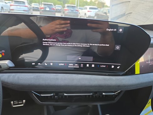 New 2025 Audi S6 e-tron Prestige image 11