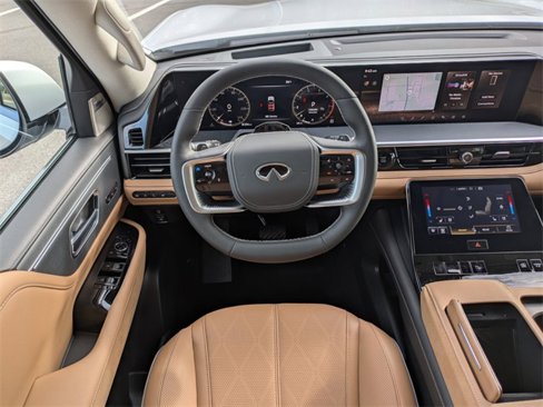 New 2025 INFINITI QX80 Sensory image 18
