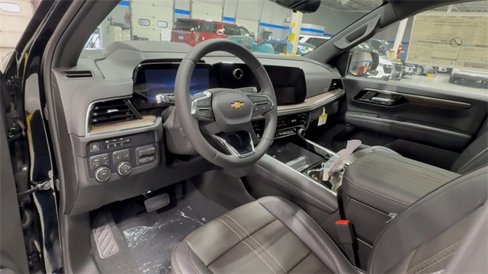 New 2026 Chevrolet Suburban High Country w/ Sun And Tow Package image 8