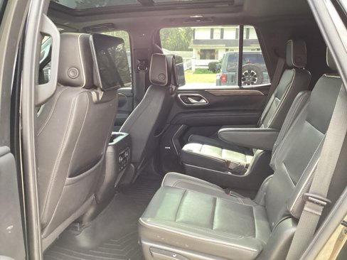 Used 2023 Chevrolet Tahoe Premier image 13