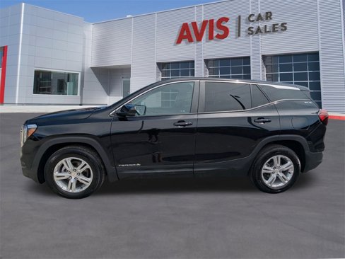 Used 2024 GMC Terrain SLE image 10