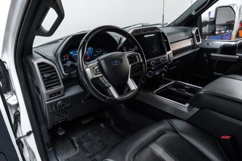 Used 2022 Ford F250 Platinum w/ Tremor Off-Road Package image 3