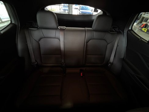 Used 2025 Buick Envista Sport Touring image 37