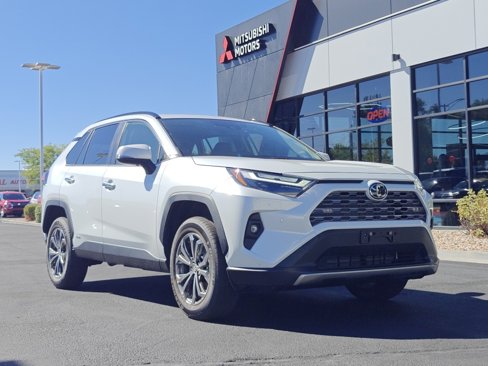 Used 2025 Toyota RAV4 Limited image 1