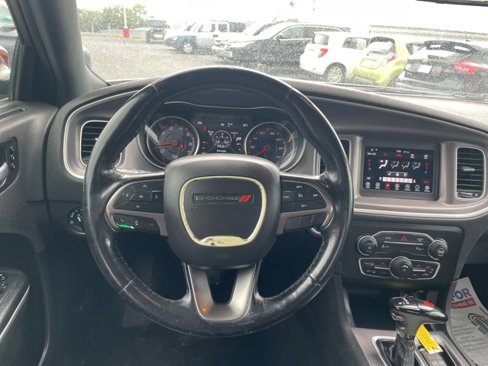 Used 2019 Dodge Charger SXT w/ Leather Interior Group image 13