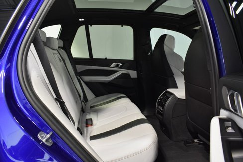 Used 2022 BMW X5 M w/ Executive Package image 29