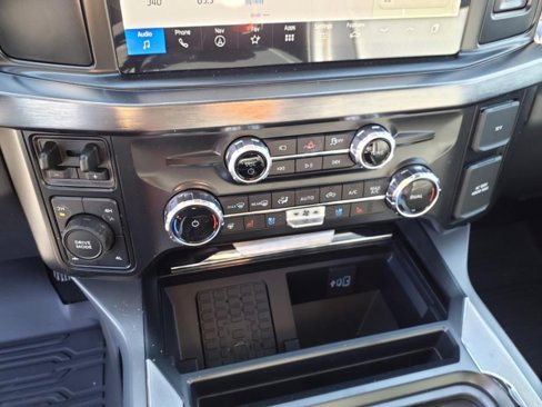 New 2025 Ford F250 Lariat w/ Chrome Package image 14