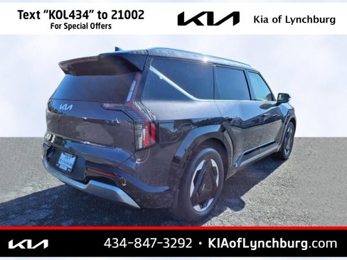 New 2026 Kia EV9 Land image 4