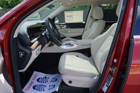 New 2025 Mercedes-Benz GLS 450 4MATIC image 21